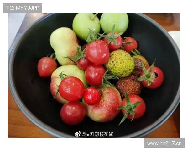 马龙拎菜的照片笑死我了，那块表能买好几个月我工资